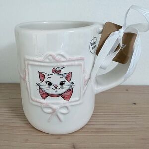 NWT Rae Dunn Disney The Aristocats Marie mug.